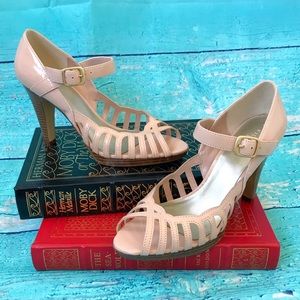 🆑3/$15 Fiona-Light Pink Woven Strap Heels